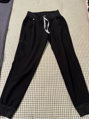 Women’s Black Drawstring Jogger Pants scrub